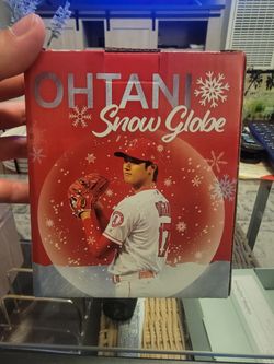 Shohei Ohtani Snow Globe