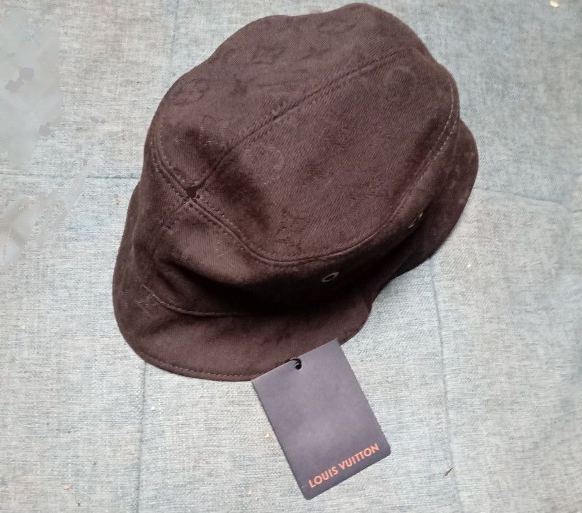 π₯ππLouis Vuitton Reversible Yellow & Black Monogram Bucket Hat π₯ππ