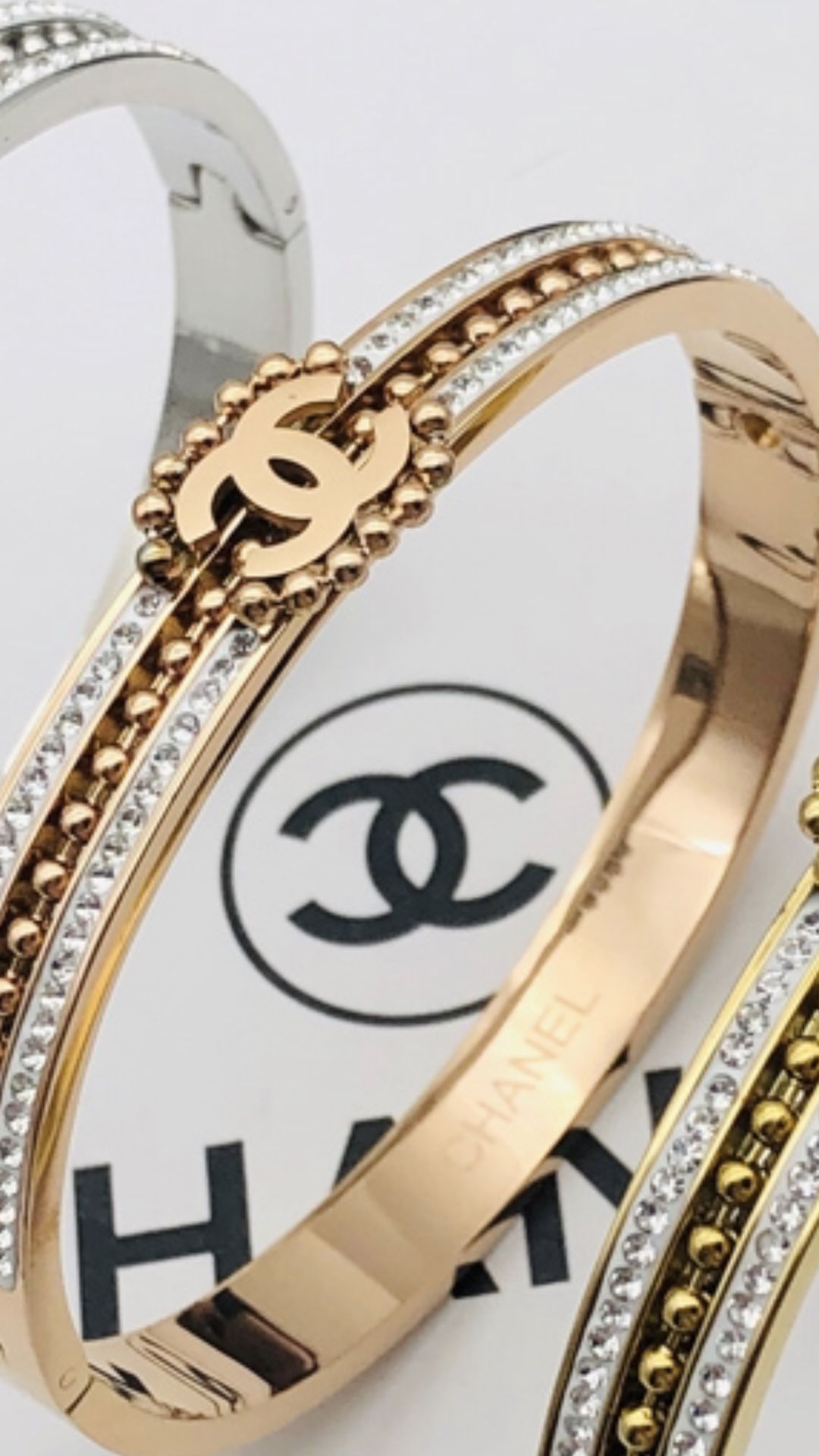 Bracelet