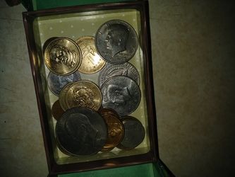 Coin Collection.. And A 2020 Coors Light Limited Edition