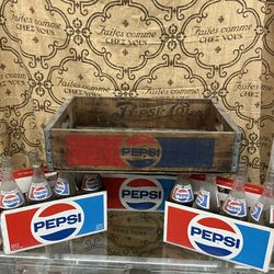 Vintage Pepsi 20 Bottle And Wooden Crate 
