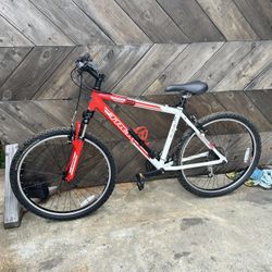 Trek Mountain Bike 26”