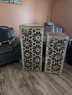 Decoration stands