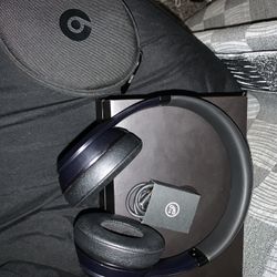 Matt Black Beats By Dre Solo 3