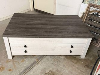 Coffee table and accent table