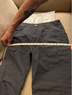 Men’s new technical/cargo pants 32/32
