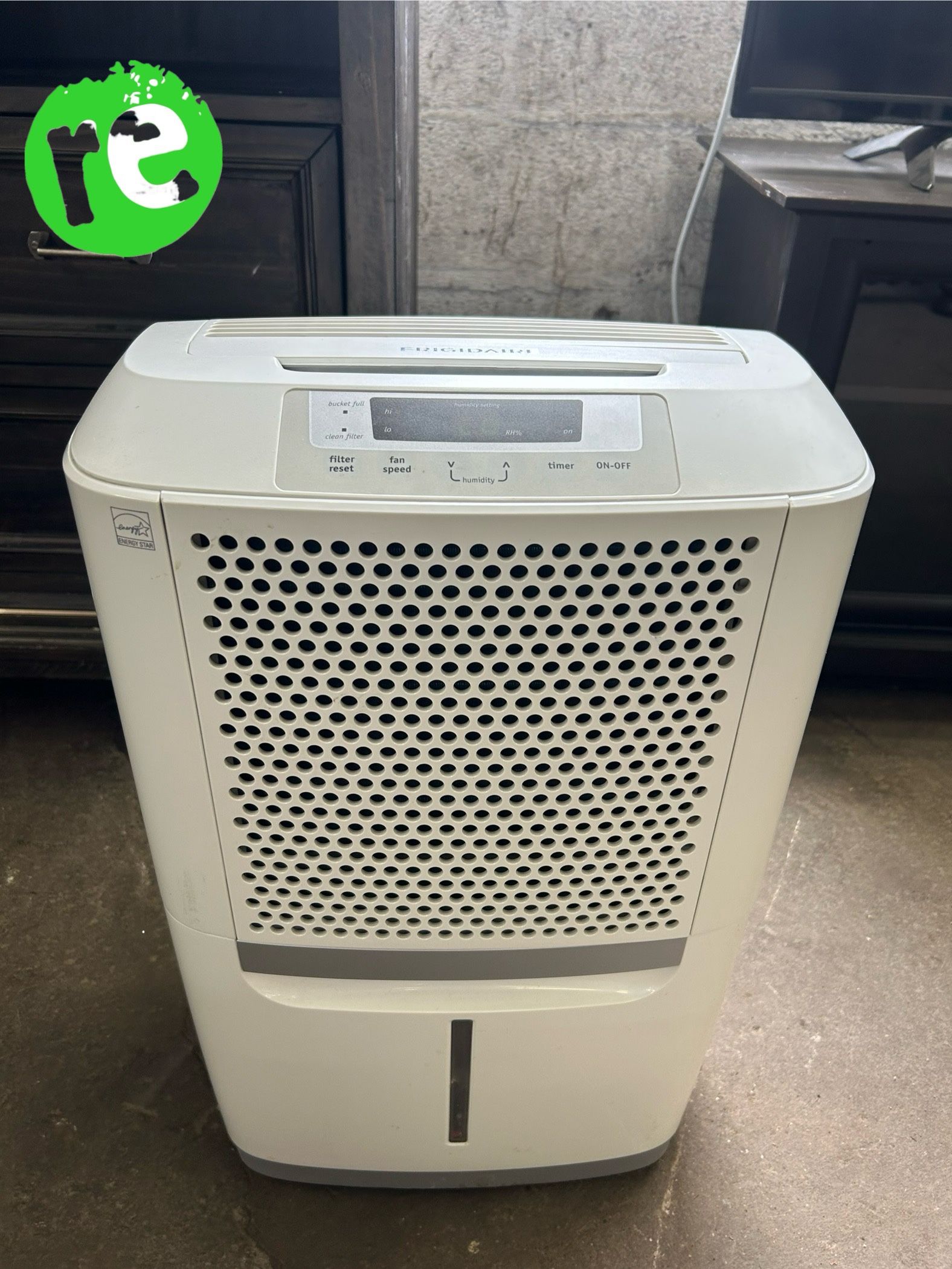 Frigidaire 70 Pint PT Temp EnergyStar Dehumidifier FAD704DUD
