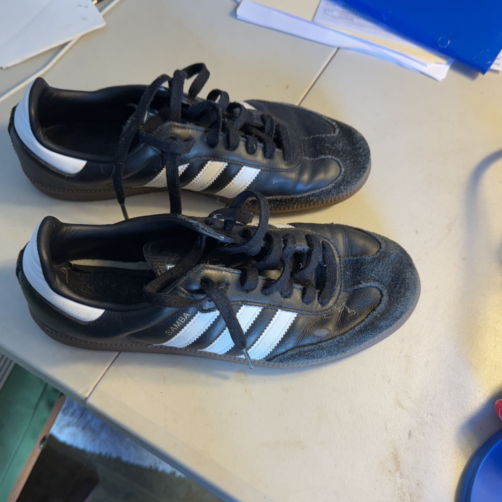 Adidas Samba Men 10 - Very Slightly Used
