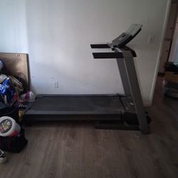 Treadmill 