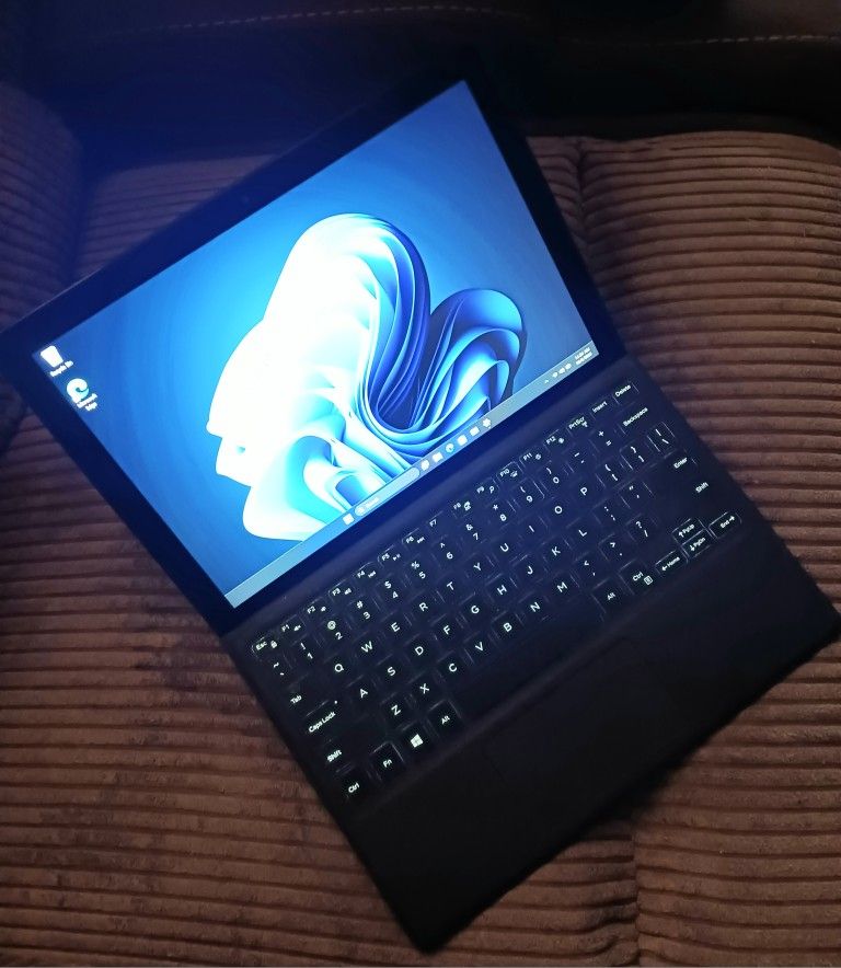 Touchscreen Dell Latitude 2 In 1 Laptop/Tablet Intel Core i5 CPU 8GB RAM 256GB SSD Webcam x2 1080P LCD USB C Thunderbolt Port Windows 11 Professional