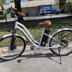 Used Geleisen S8 Electric Step Through Beach Cruiser Bicycle E Bike