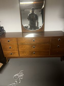 2 Dressers