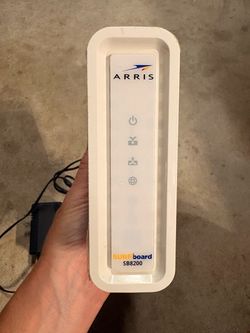ARRIS SURFboard SB8200 Cable Modem