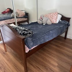 Twin Size Bed 