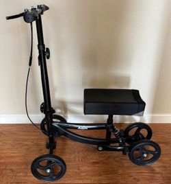Knee scooter