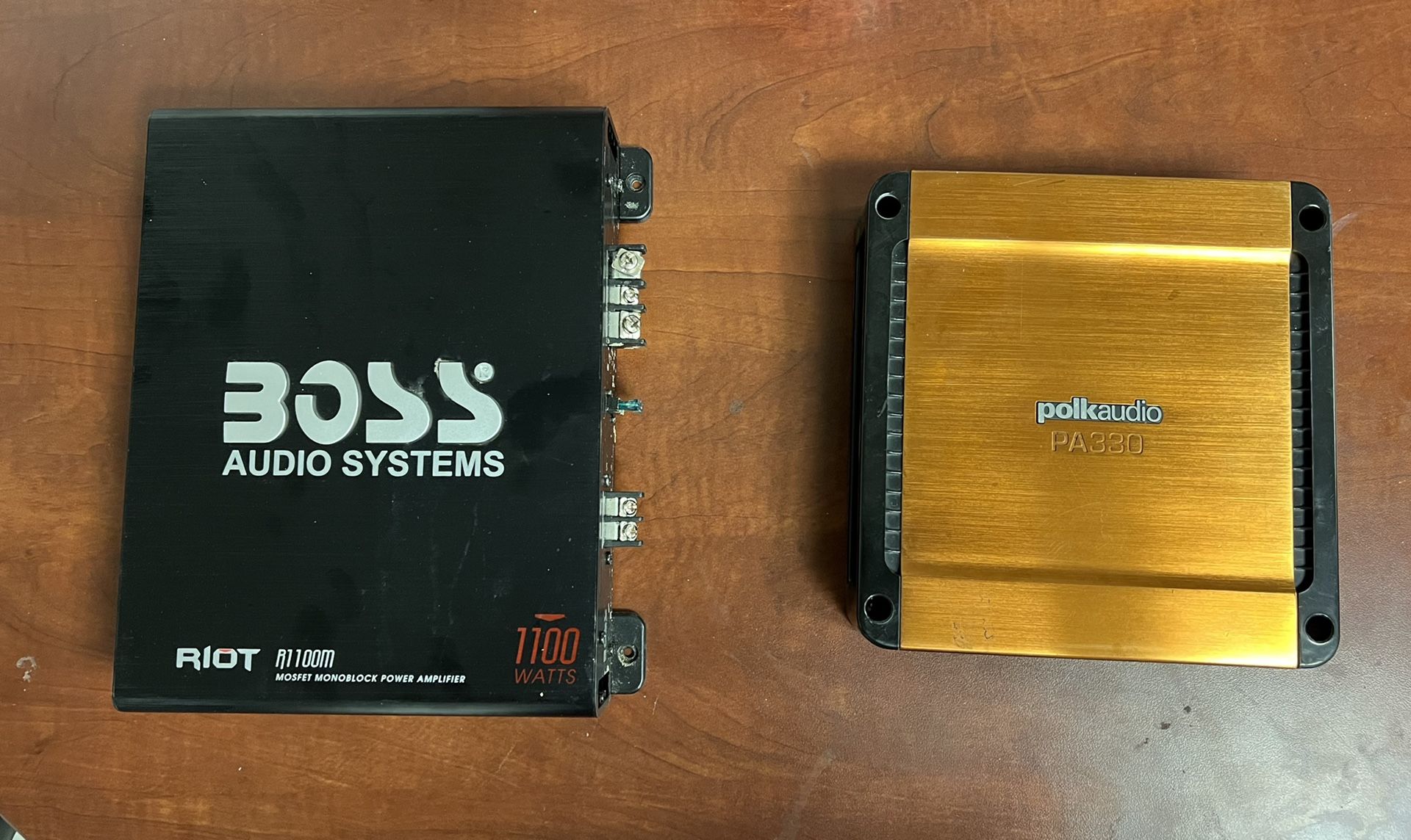 2 AMPLIFIERS 1100 Watt Boss 330 Watt Polk