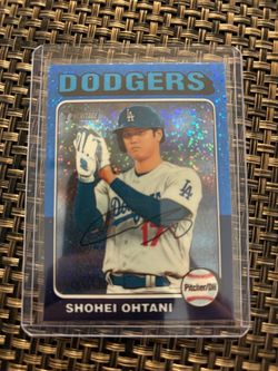 2024 Topps Heritage #371 Shohei Ohtani Chrome Blue Sparkle Refractor