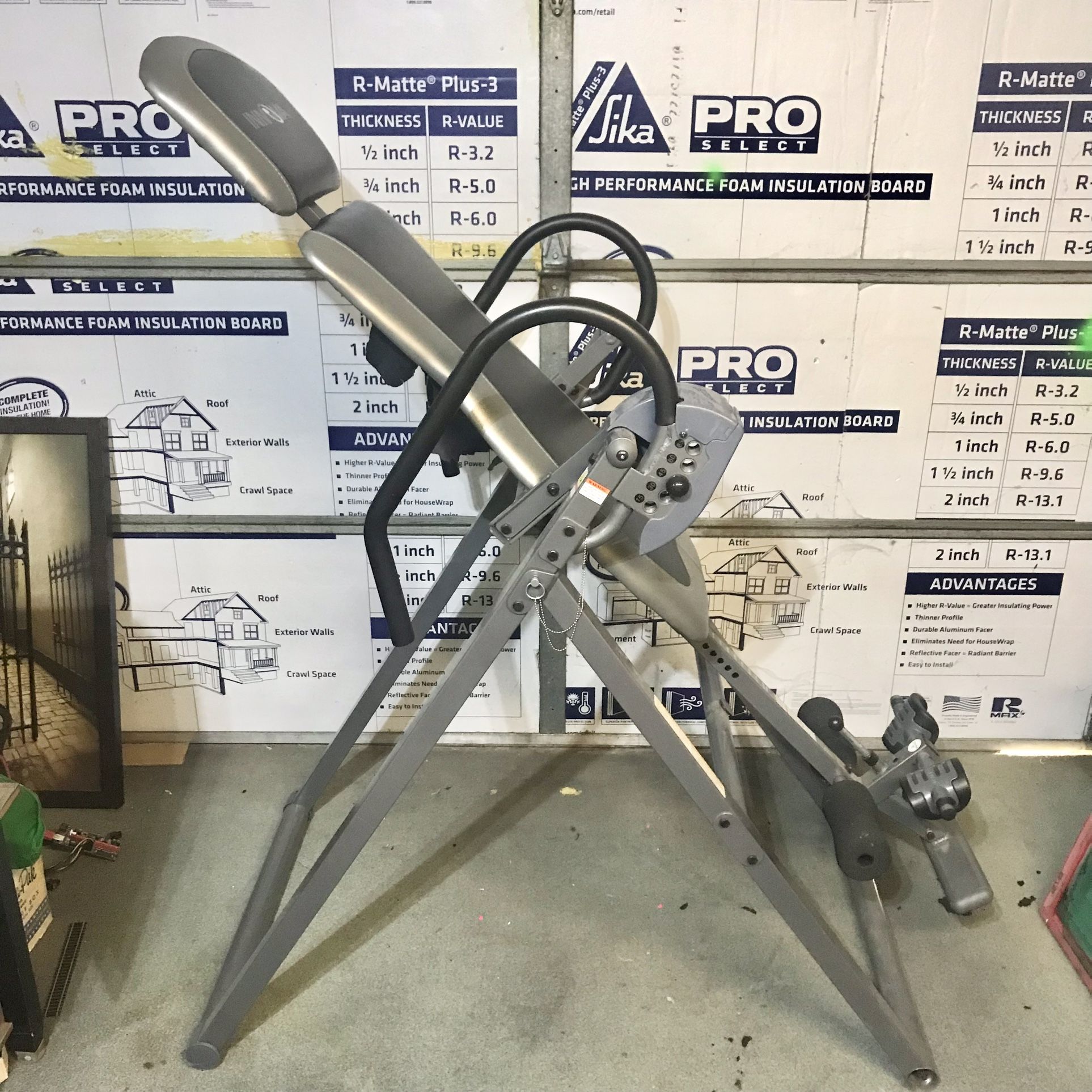 INNOVA Back Stretcher Inversion Table Back Therapy Health