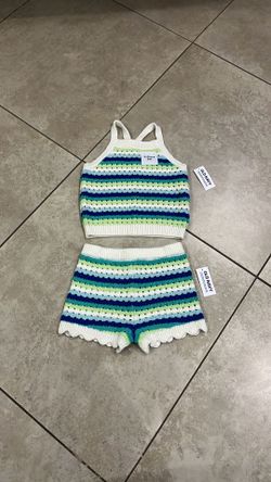 Old Navy Toddler Girl’s Crochet Blouse / Top and Shorts, Size 18-24 Months