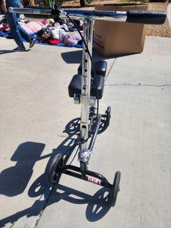 Walking support scooter