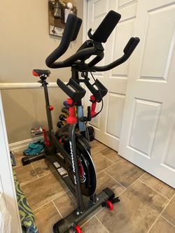 Schwinn IC4 Indoor Cycling Bike- Peloton Compatible