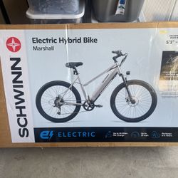 Schwinn bike for Sale in Seattle WA OfferUp