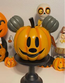 DISNEY Halloween Pumpkin Head MICKEY Mouse Jack O Lantern Figure Statue Decor