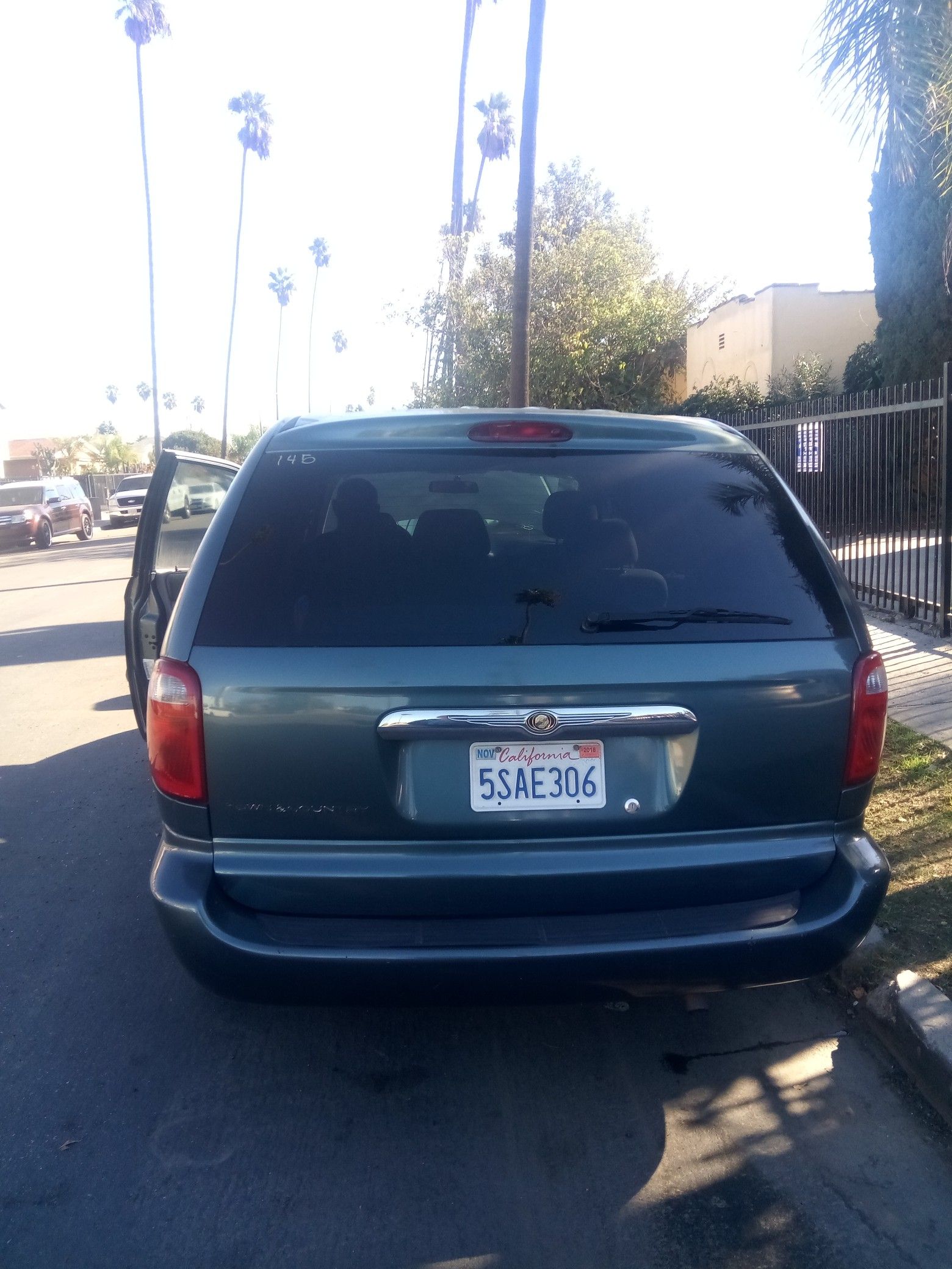 2006 Chrysler Town & Country