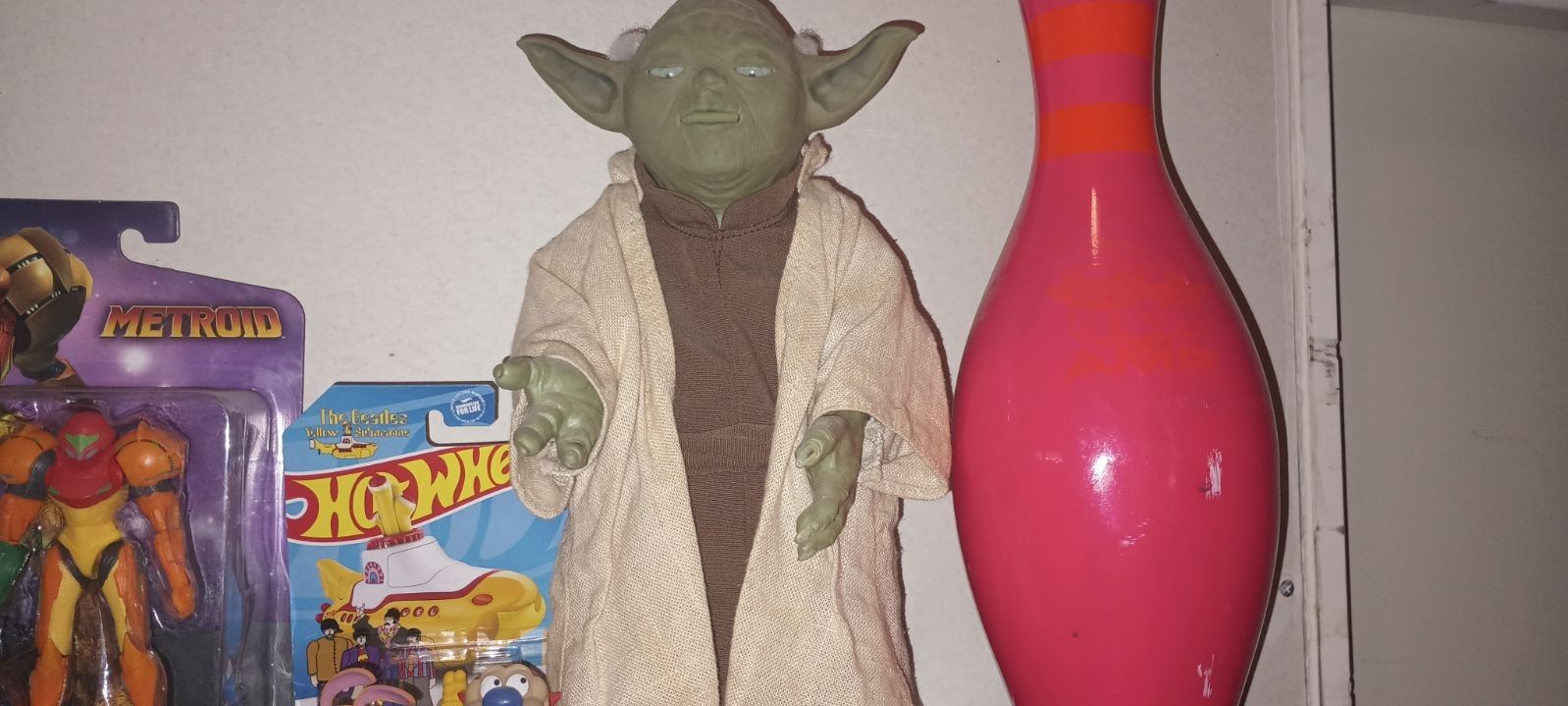 Star Wars Call Upon Yoda Phrases & Storytelling 12" Talking Action Figure