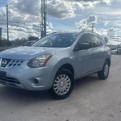 2015 Nissan rogue select $5,500 