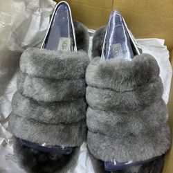 UGG Women's Fluff Yeah Slides in charcoal gray