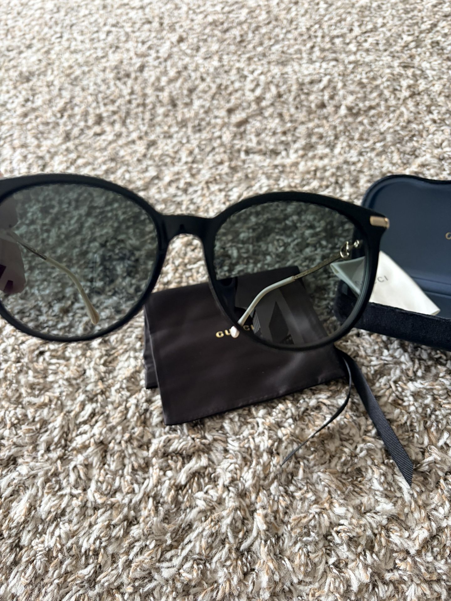 NEW GUCCI SUNGLASSES