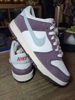 NIKE DUNK LOW SE 'BURGUNDY ASH GLACIER BLUE'