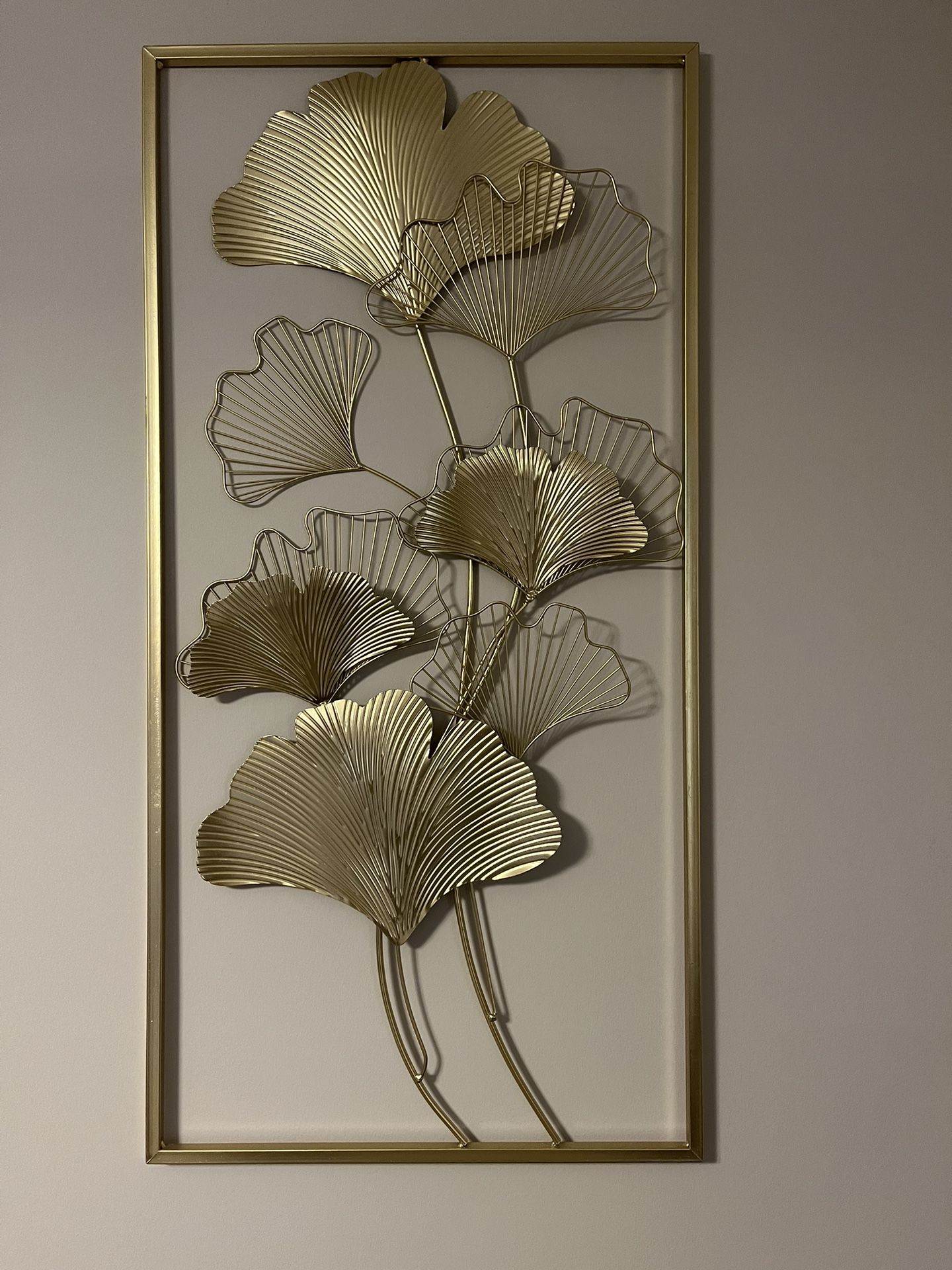$5 Gold Wall 3D Metal Art (38 x 19.5 x 0.5)