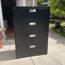 *FREE* HON 4 Drawer Filing Cabinet 