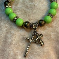 Beaded Green and Gold Cross Charm Bracelet