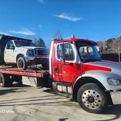 2012 Freightliner M2 106