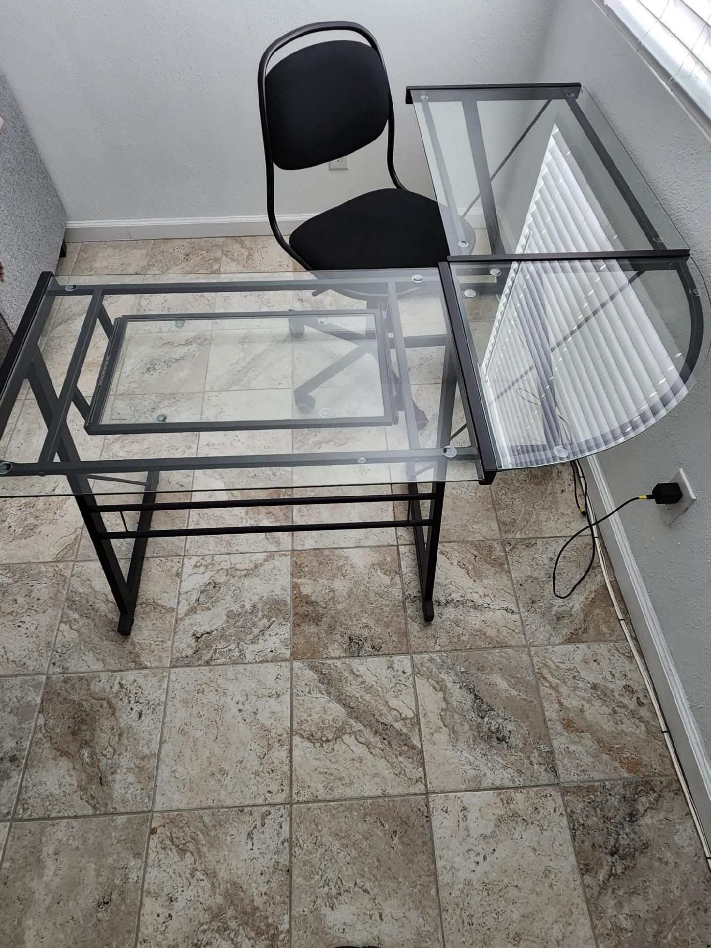 L-Shape Desk