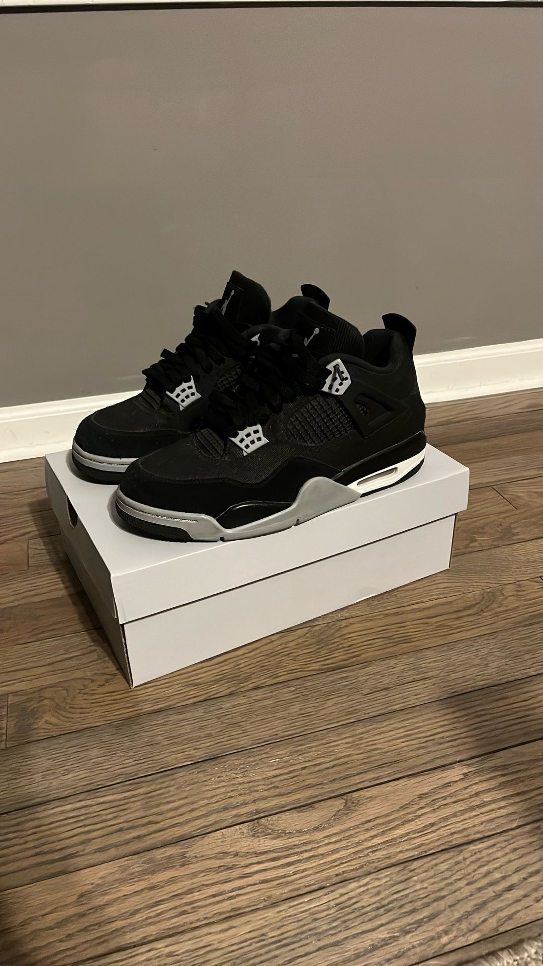 Jordan 4 Black Canvas Size 9.5 display picture 1