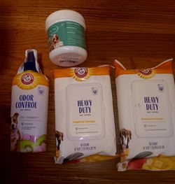 Dog/Cat Pet Wipes/Odor Control Spray & SmileDent Dog/Cat Dental Care Bundle