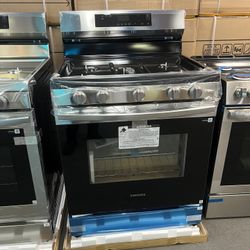 Samsung Black And Stainless Gas Range 
