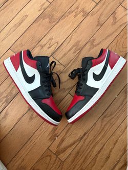 Jordan 1 Low Black Toe Size 11