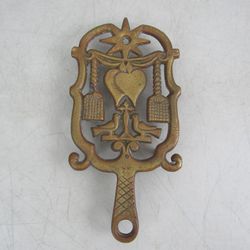 Wilton Solid Brass Kitchen Trivet Wall Decor Hearts Birds Spatulas


