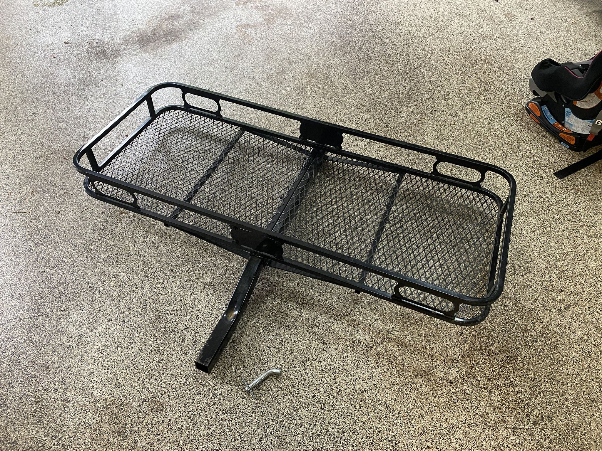 Cargo Carrier Hitch Basket