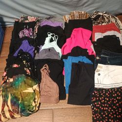 Women's  Clothing Lot 