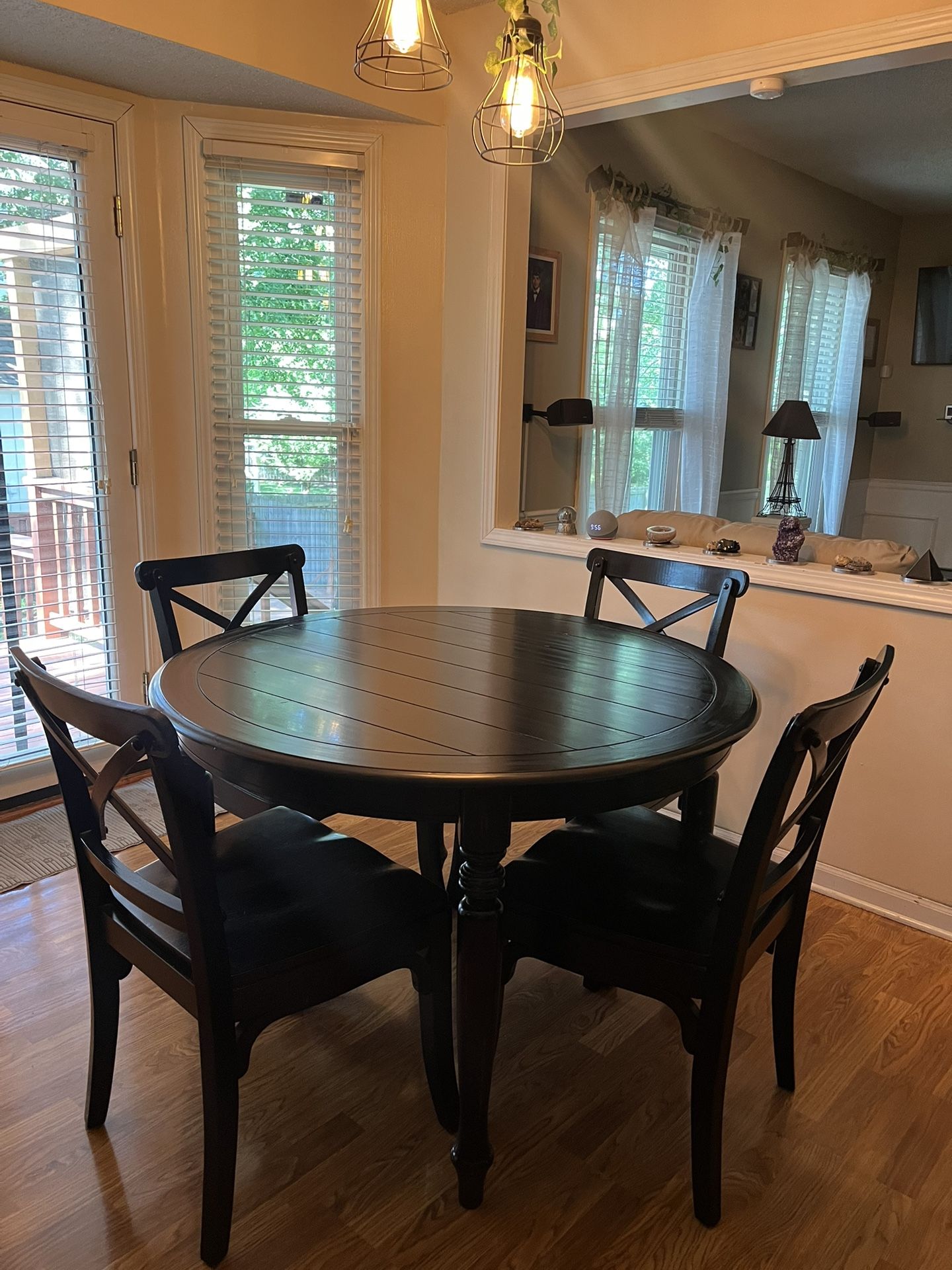 Kitchen Table & Chairs