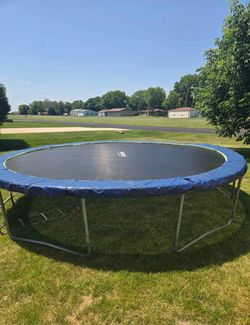 Zupapa Trampoline