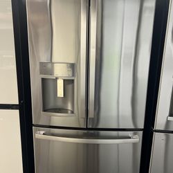 NEW OPEN BOX GE FRENCH STYLE STAINLESS STEEL REFRIGERATOR 