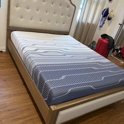 Living Spaces Queen Size Bedframe 