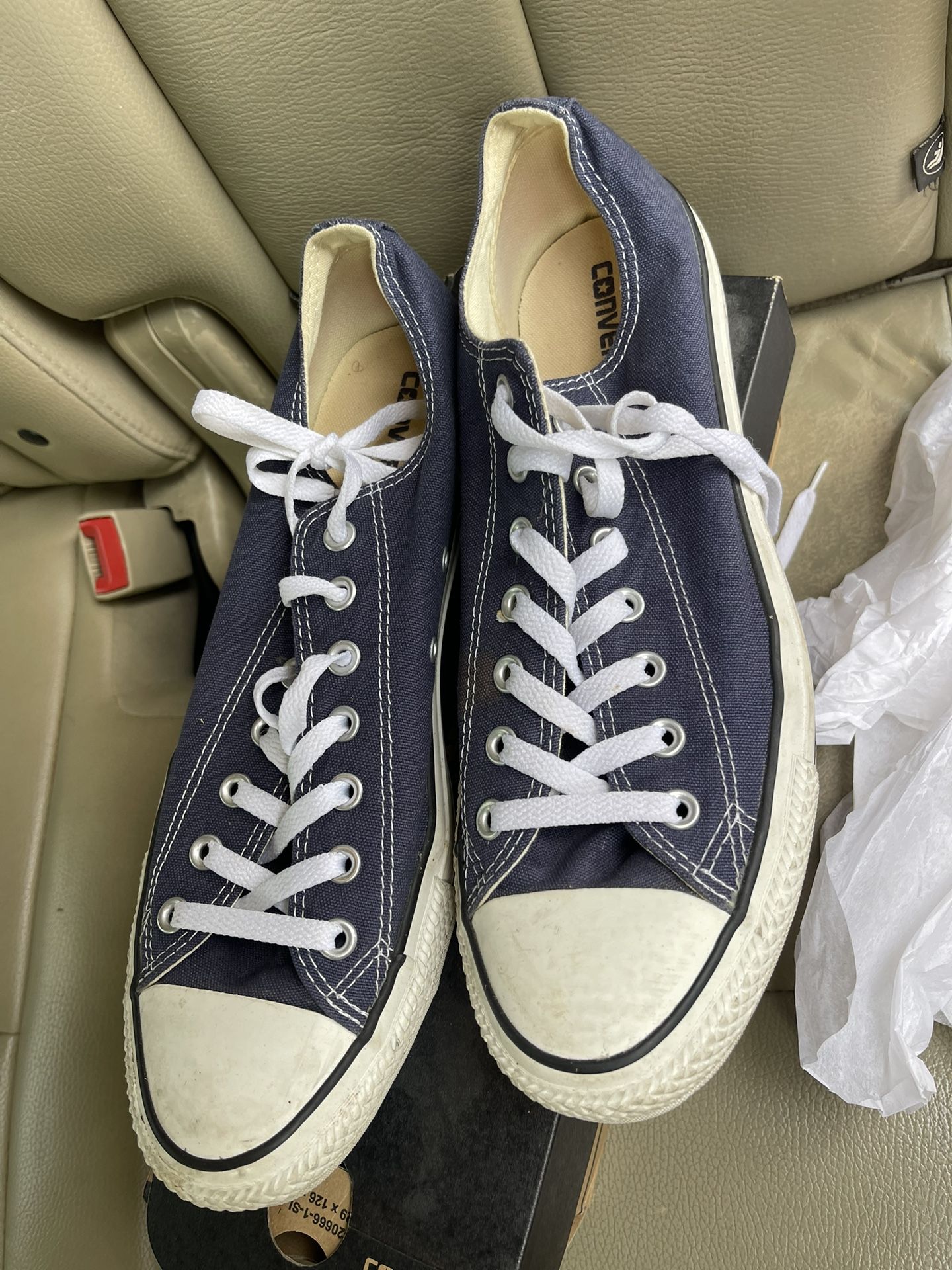 Navy Converse Low Top Chucks Size 12